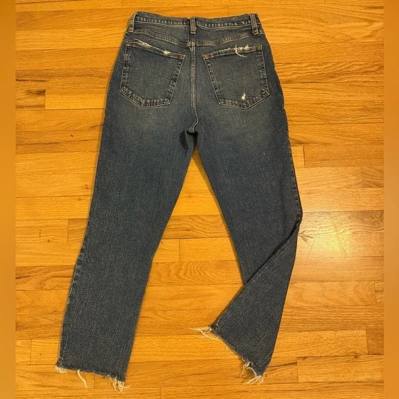 Abercrombie & Fitch High Rise Distressed Blue Jeans - Size 6 - Picture 2 of 3